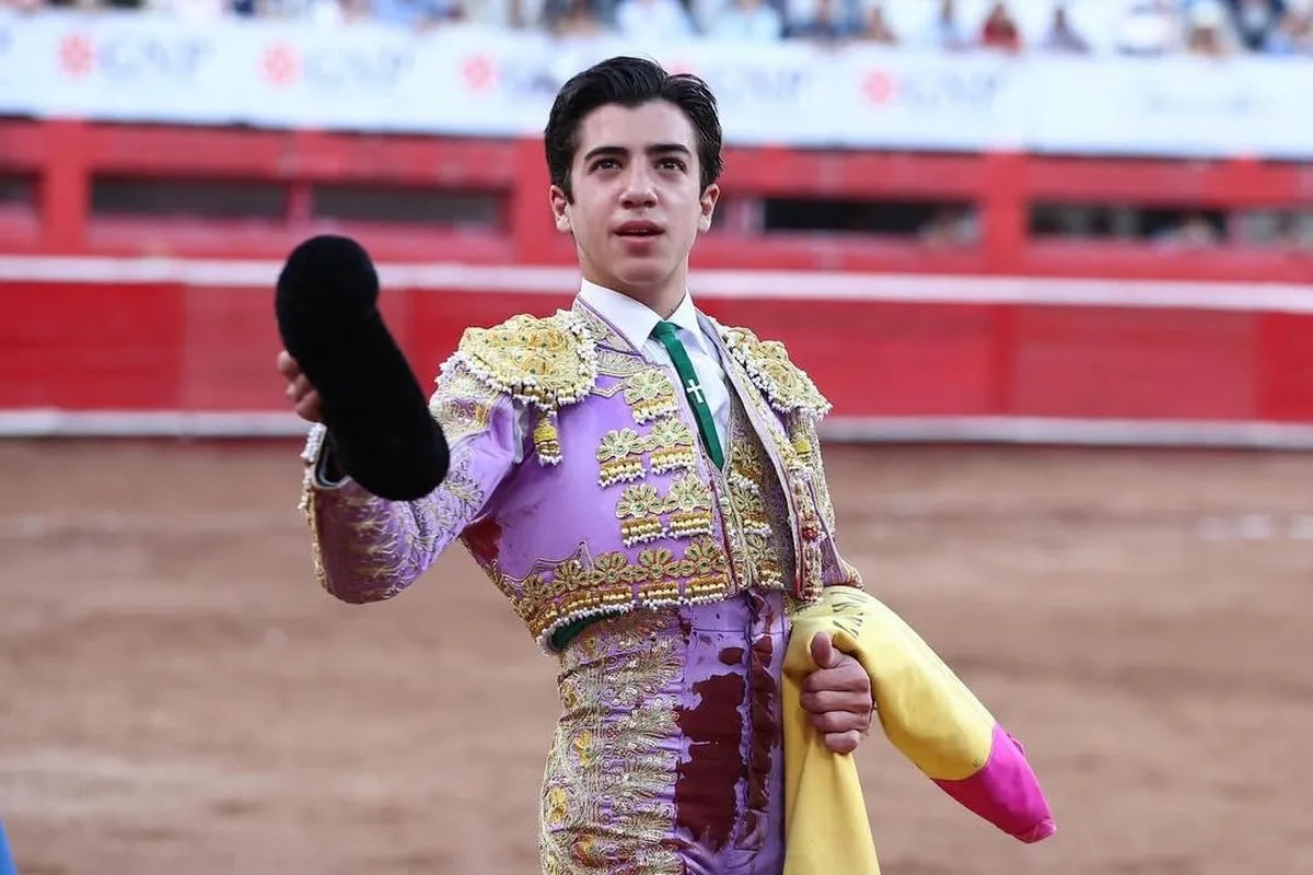 Foto 4 - Notable actuaci&oacute;n de Marco P&eacute;rez en Monterrey (FOTOS)&nbsp;