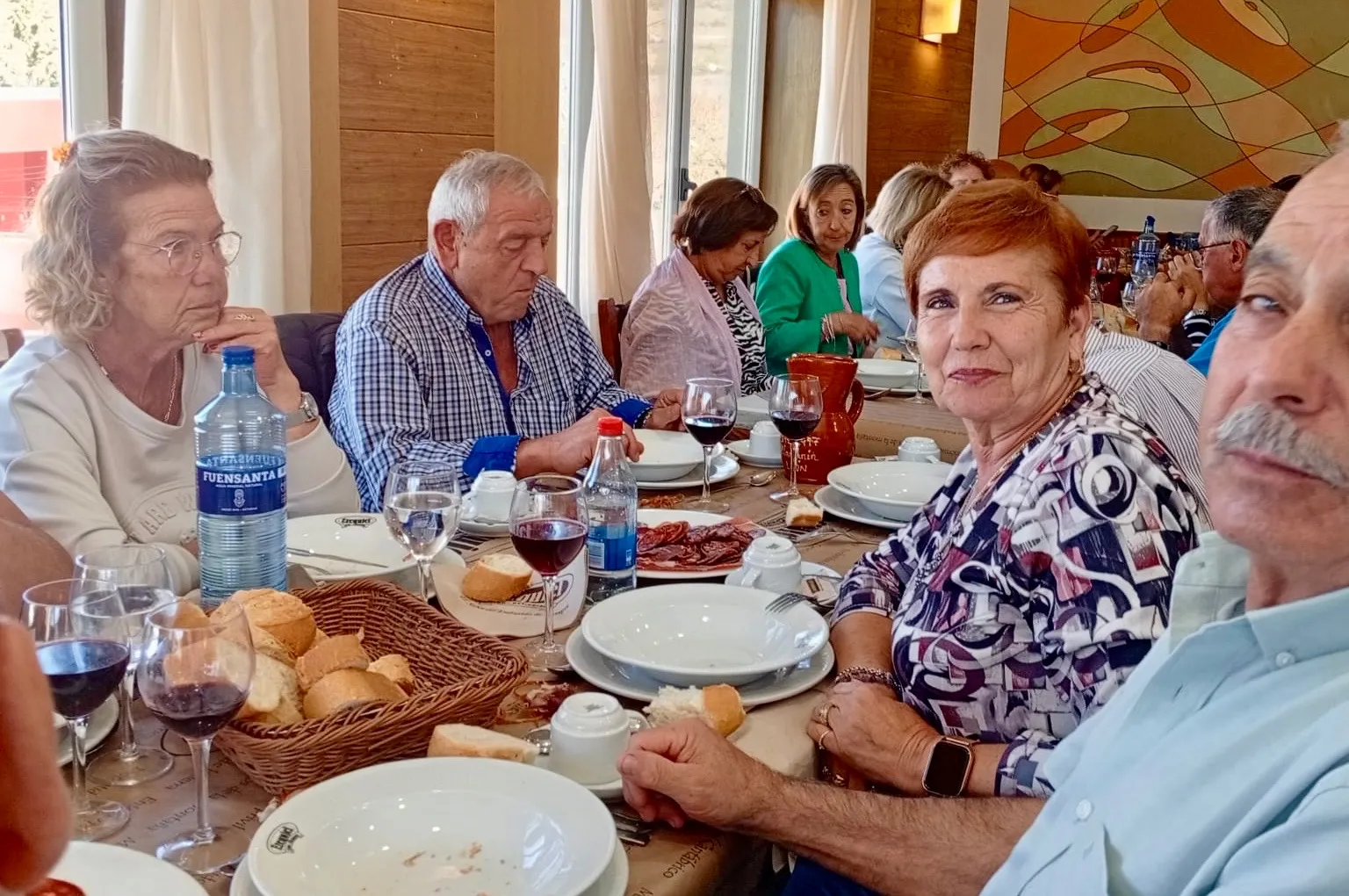 Foto 3 - Un centenar de personas conocen y disfrutan de Le&oacute;n en una nueva excursi&oacute;n de la asociaci&oacute;n de mayores San Miguel