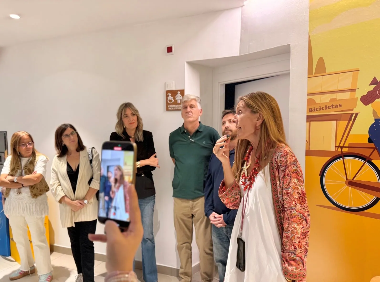Foto 6 - FOTOS | As&iacute; es el primer aseo cambiador inclusivo de Salamanca 