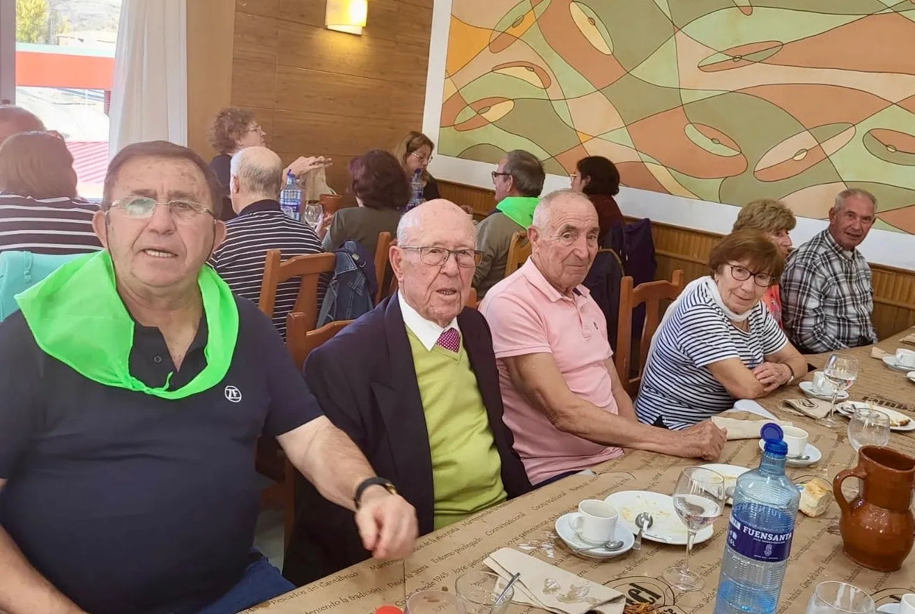 Foto 5 - Un centenar de personas conocen y disfrutan de Le&oacute;n en una nueva excursi&oacute;n de la asociaci&oacute;n de mayores San Miguel