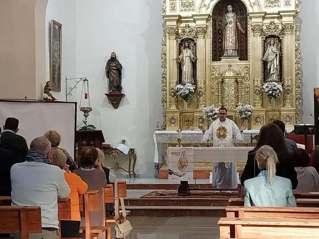 Foto 3 - La Fuente de San Esteban alberga el retiro de inicio de curso del Arciprestazgo del Campo Charro