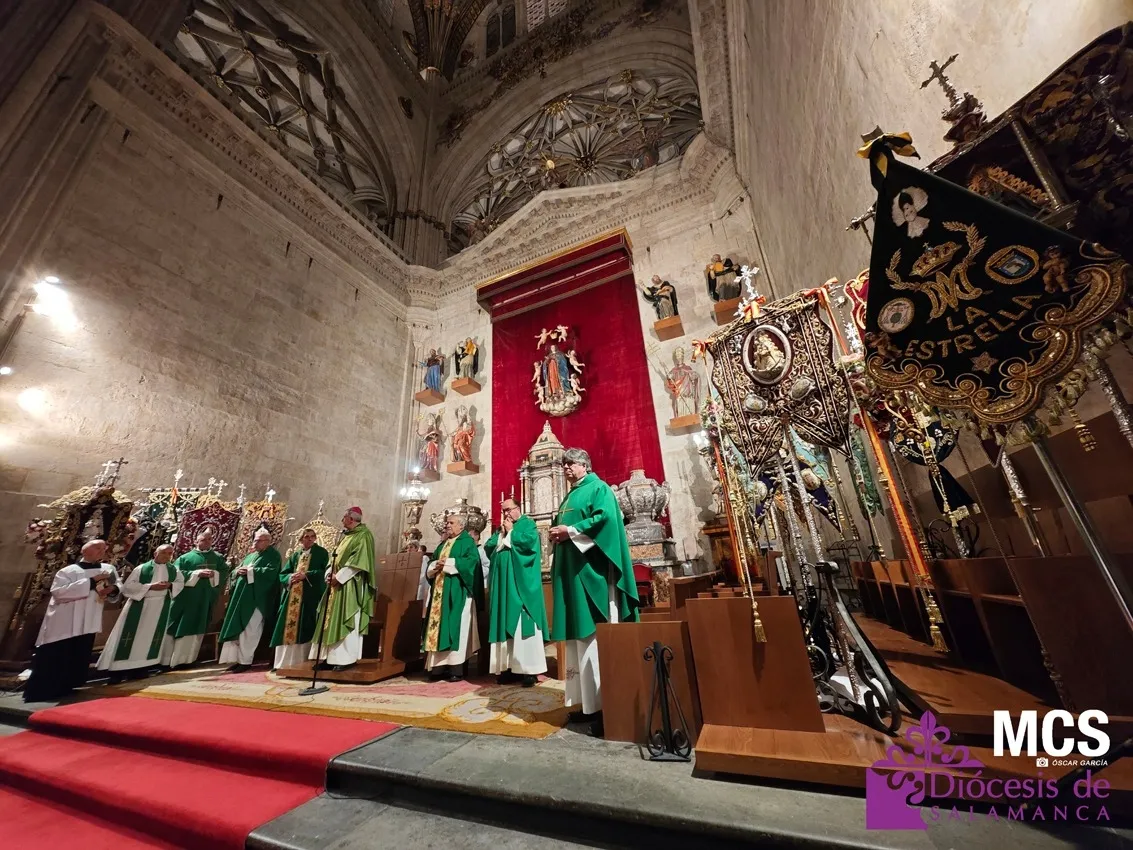 Unas 30 hermandades del Rocío se dan cita en Salamanca | FOTOS: MCS Óscar García Diócesis Salamanca 