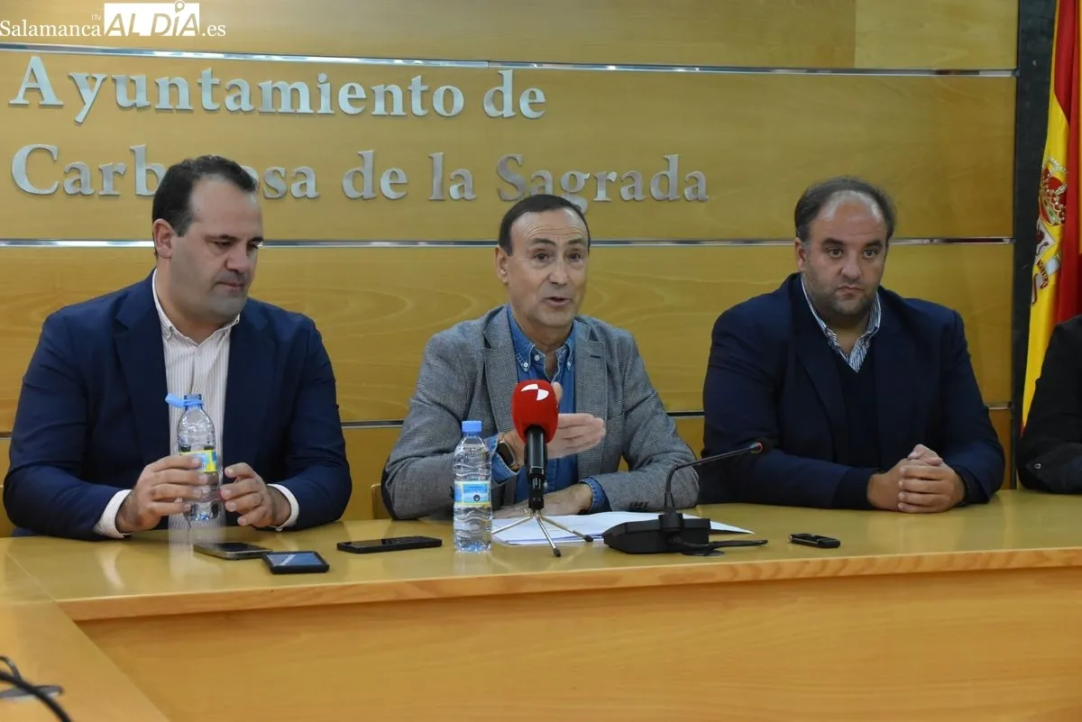 Comparecencia de los alcaldes de Carbajosa, Santa Marta, Guijuelo, Villamayor y Doñinos | Fotos: T.S.