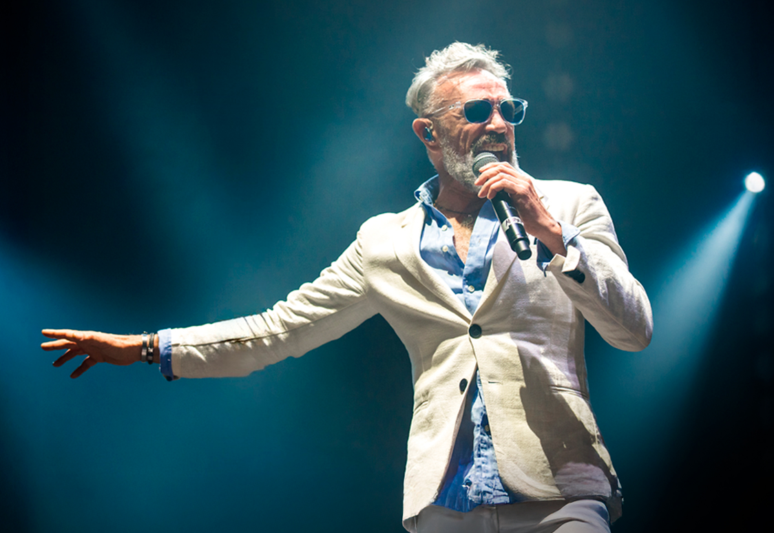 ENTREVISTA | Rafa Sánchez, vocalista de La Unión, en concierto en Salamanca 