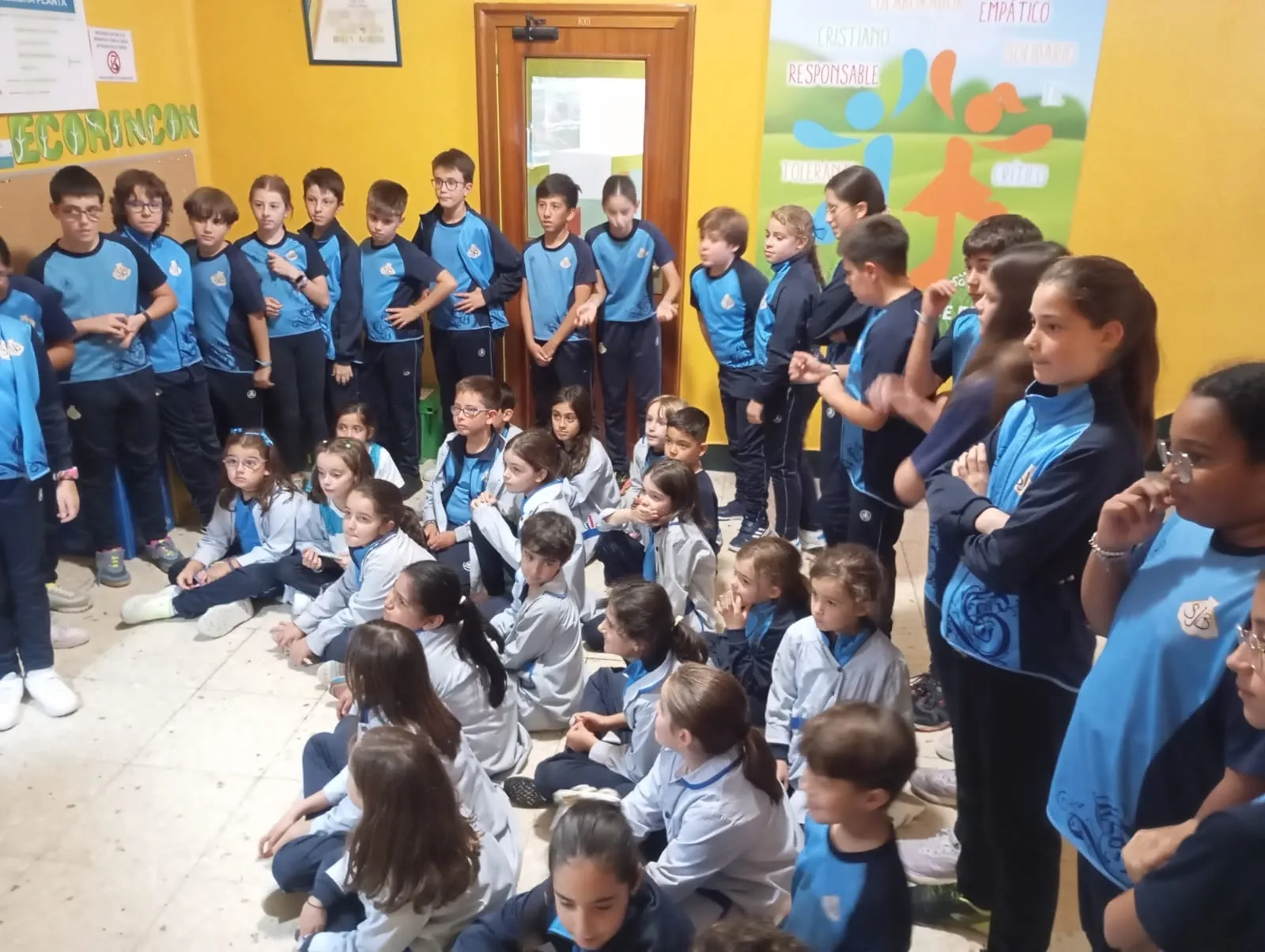 El Colegio San Juan Bosco homenajea a Carmen Martín Gaite con 'Caperucita en Manhattan'