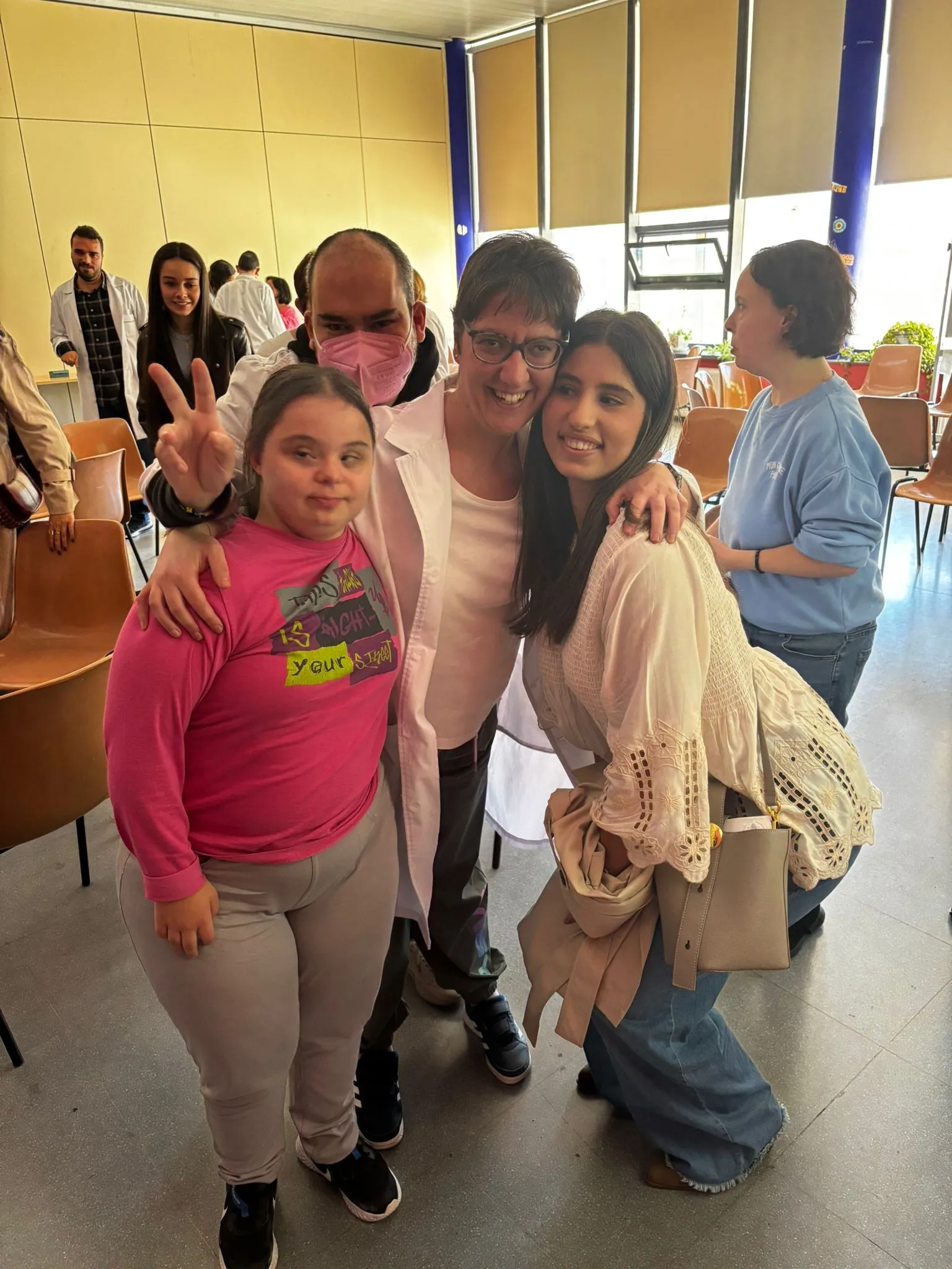 Foto 5 - La solidaridad se aprende en la calle: escolares visitan seis entidades sociales de Salamanca
