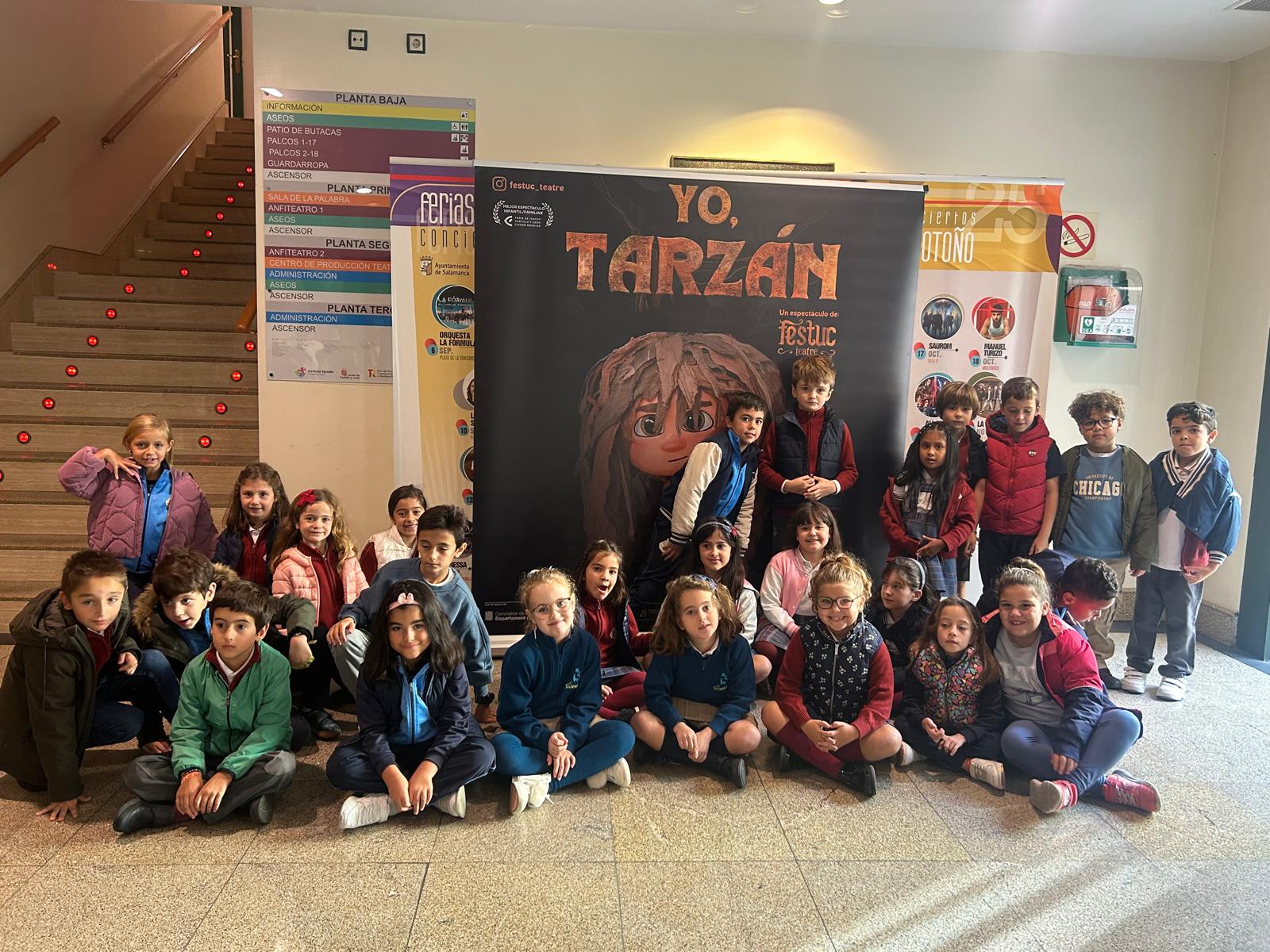 Alumnos del San Juan Bosco de Salamanca ven Yo, Tarzán en el Liceo