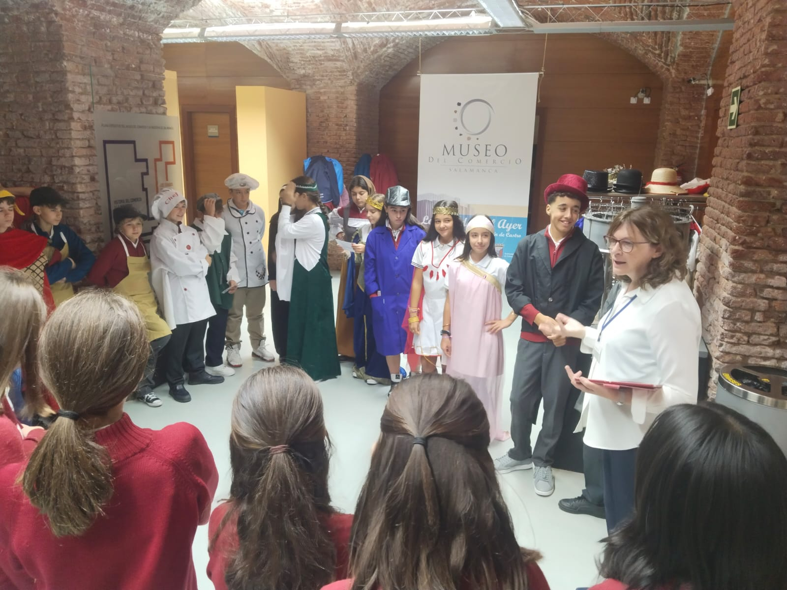 Visita de los alumnos del San Juan Bosco al Museo del Comercio