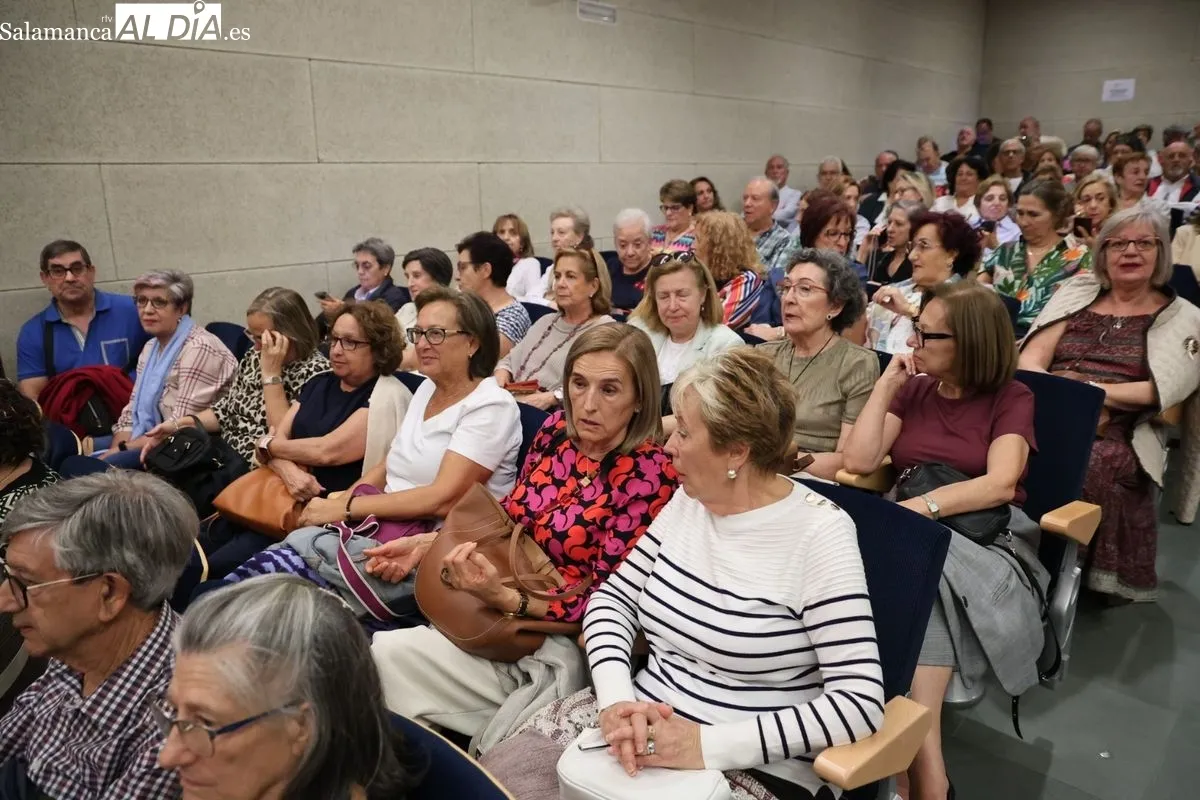 Inauguración del curso 2025-2026 del Programa Interuniversitario de la Experiencia de Castilla y León en la UPSA. Foto: David Sañudo