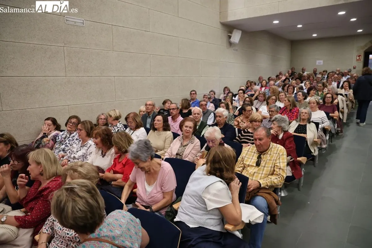 Inauguración del curso 2025-2026 del Programa Interuniversitario de la Experiencia de Castilla y León en la UPSA. Foto: David Sañudo