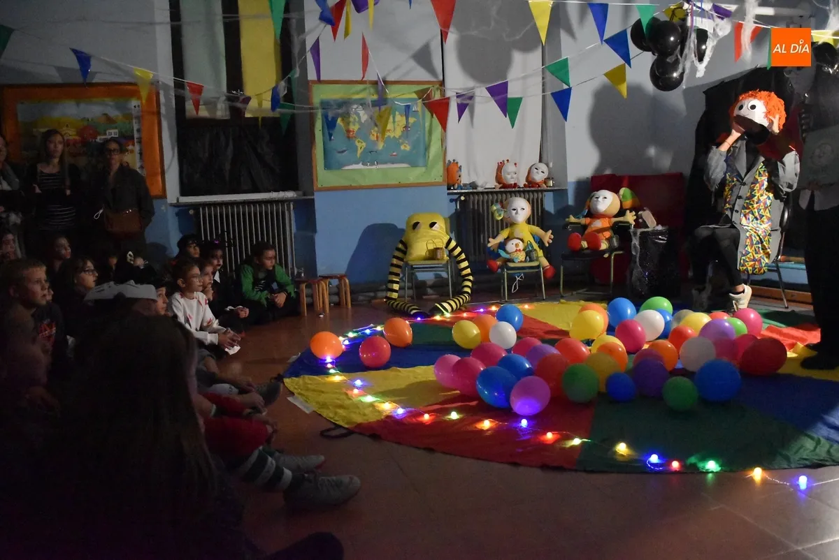 Foto 6 - El Colegio San Francisco se convierte en &lsquo;El Circo del Terror&rsquo; para festejar Halloween