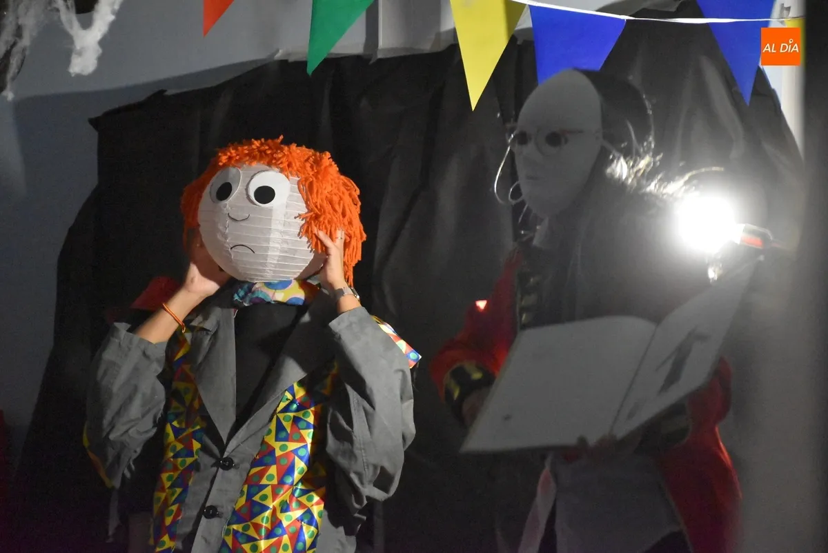 Foto 7 - El Colegio San Francisco se convierte en &lsquo;El Circo del Terror&rsquo; para festejar Halloween