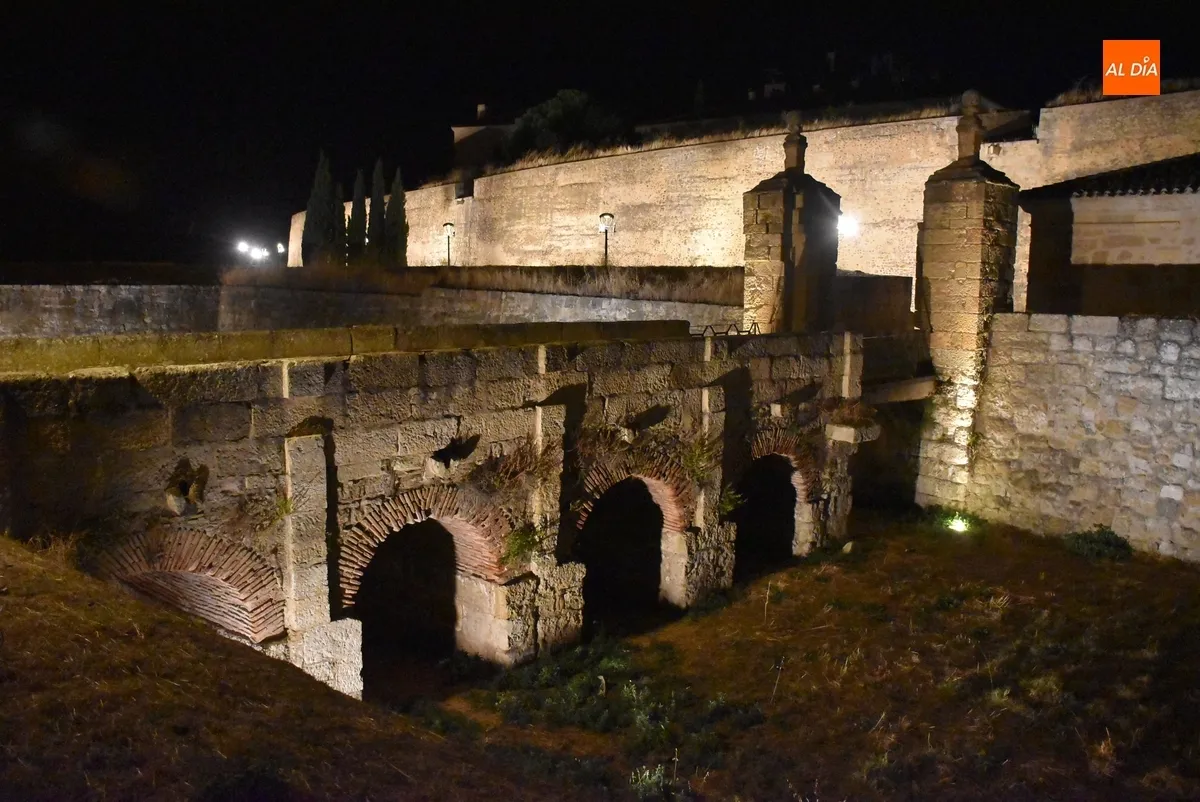 Foto 7 - Remozada la iluminaci&oacute;n del entorno del Puente de San Felipe