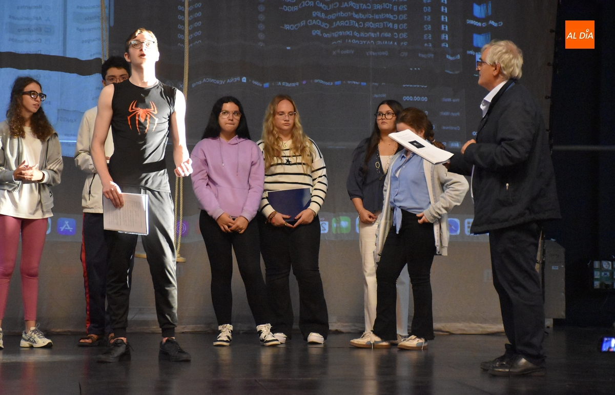 Recta final de ensayos para la representación este domingo de ‘Peregrinos de Esperanza’