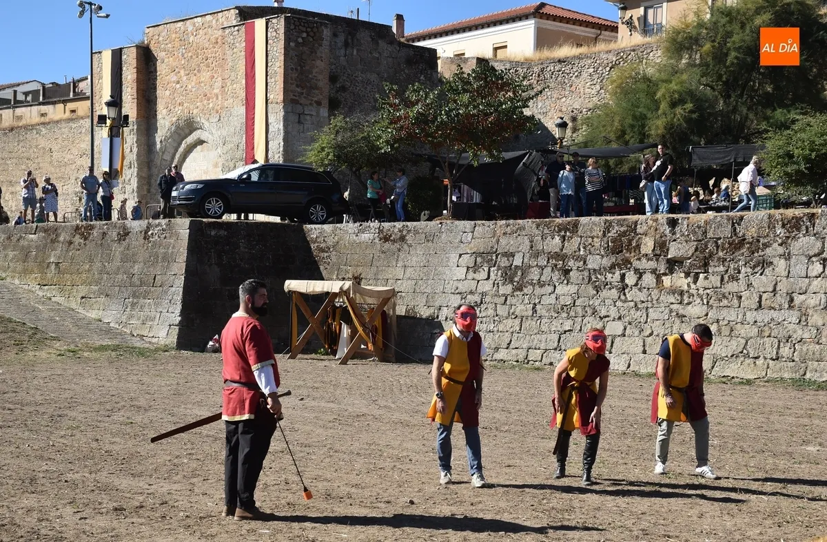 Foto 11 - Un duelo de concejales con victoria de la oposici&oacute;n estrena la Batalla de Arqueros