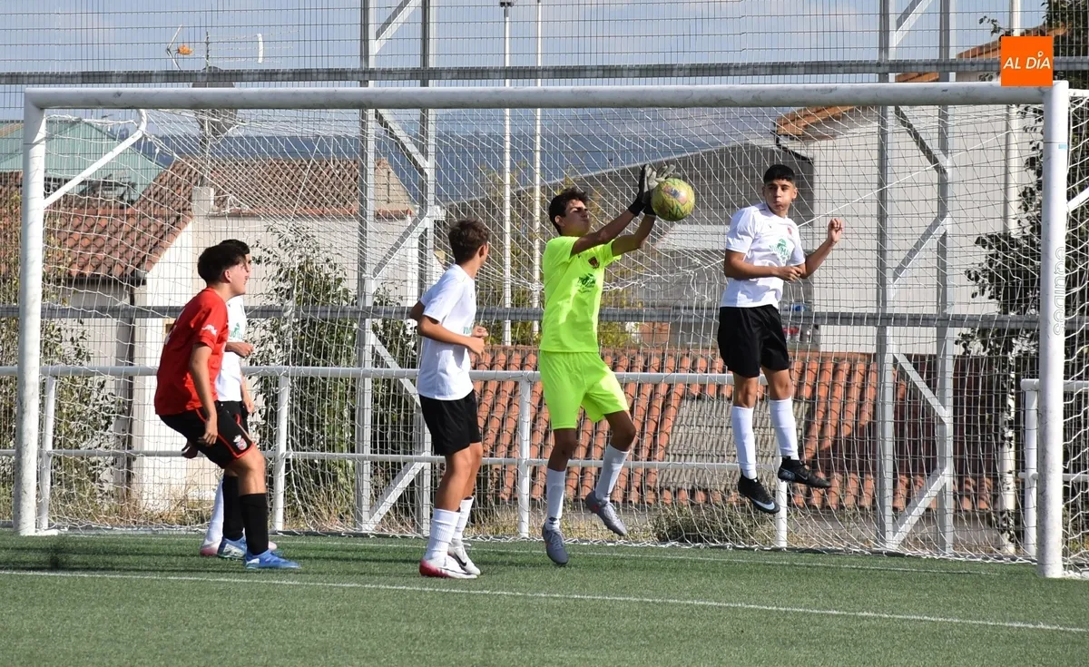 Foto 2 - #M (18-19 OCT) Cara y cruz para el Juvenil y el Cadete del Ciudad Rodrigo ante Alba y Villares