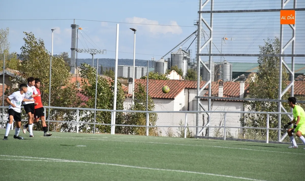 Foto 4 - #M (18-19 OCT) Cara y cruz para el Juvenil y el Cadete del Ciudad Rodrigo ante Alba y Villares