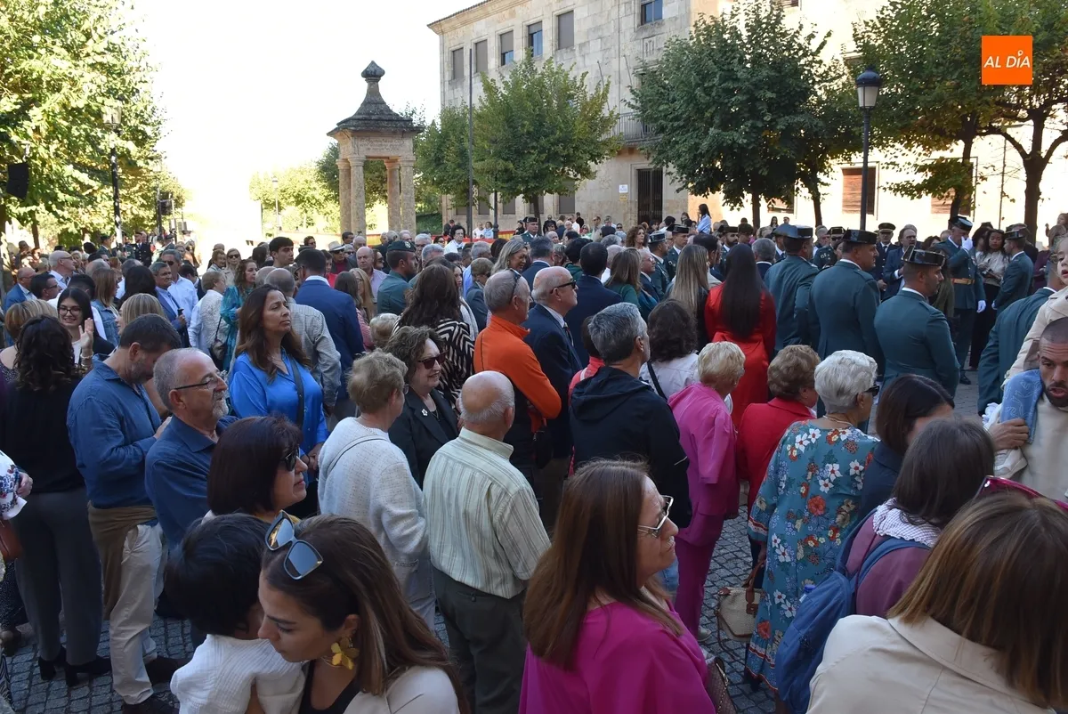 Foto 3 - La Guardia Civil consolida con un masivo respaldo la celebraci&oacute;n de su patrona en el centro hist&oacute;rico