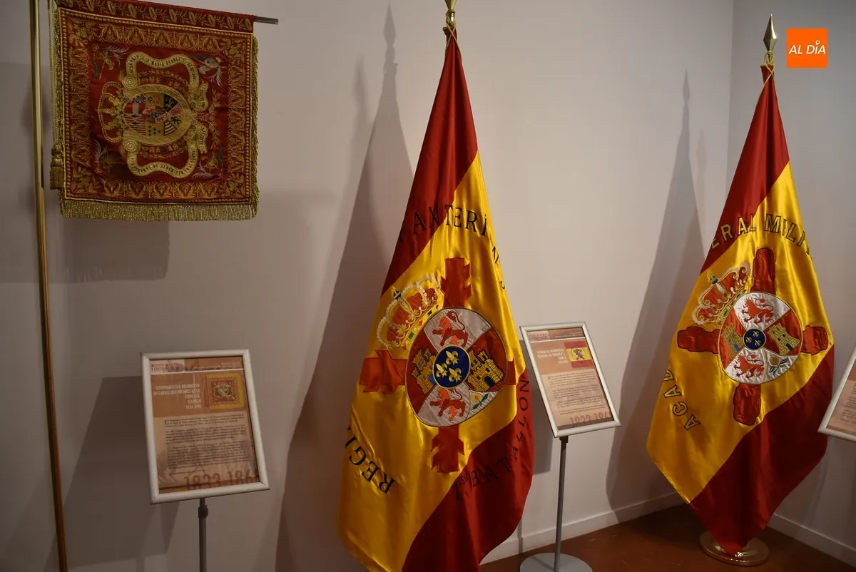 Foto 12 - Una muestra repasa las banderas de Espa&ntilde;a desde los Reyes Cat&oacute;licos hasta la actualidad