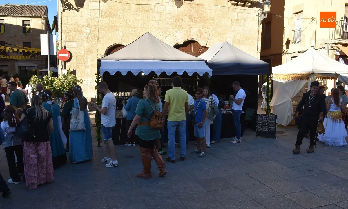 Foto 2 - La Feria Medieval se expande con &eacute;xito a la Plazuela del Buen Alcalde
