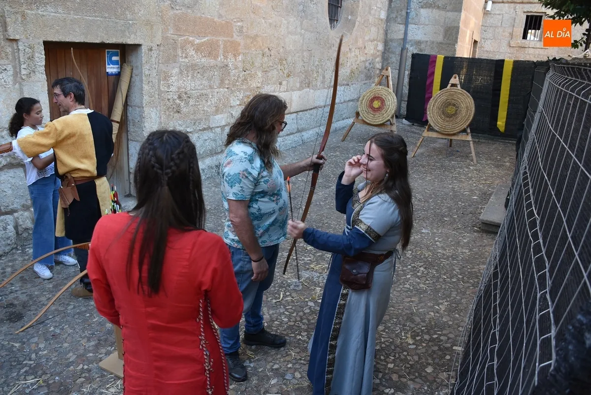 Foto 7 - La Feria Medieval se expande con &eacute;xito a la Plazuela del Buen Alcalde