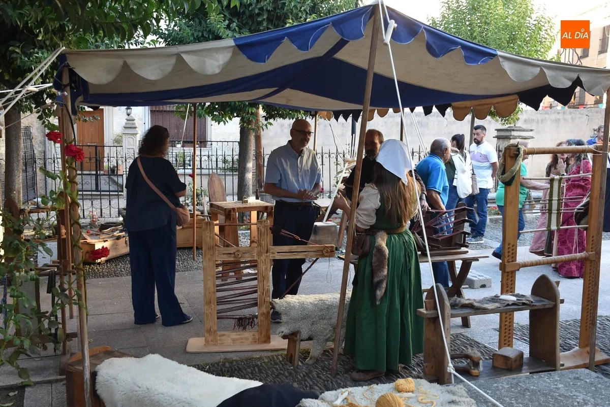 Foto 9 - La Feria Medieval se expande con &eacute;xito a la Plazuela del Buen Alcalde