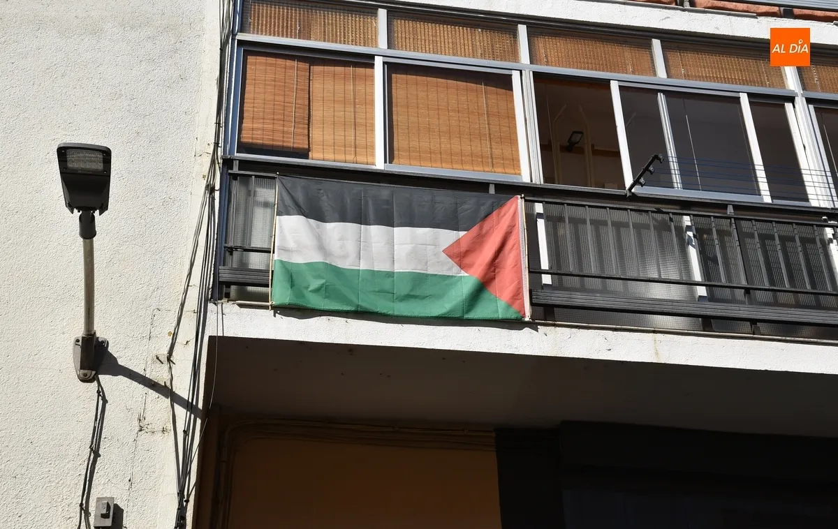Foto 3 - Las calles mirobrigenses mantienen gui&ntilde;os a Palestina
