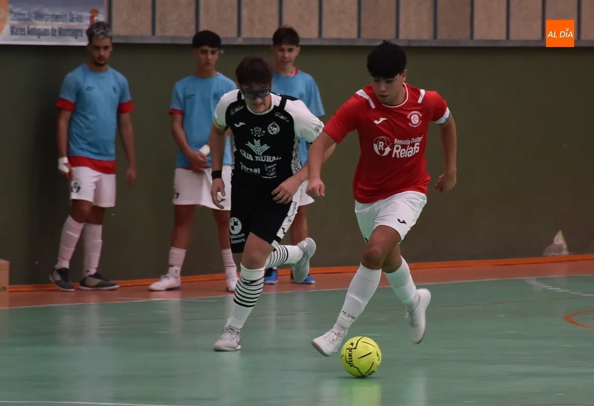 Foto 7 - El III Juvenil inicia a lo grande su nueva vida en Regional
