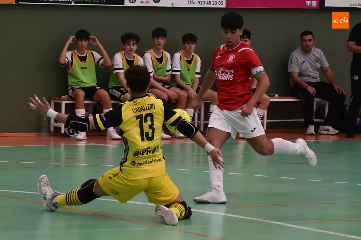 Foto 9 - El III Juvenil inicia a lo grande su nueva vida en Regional