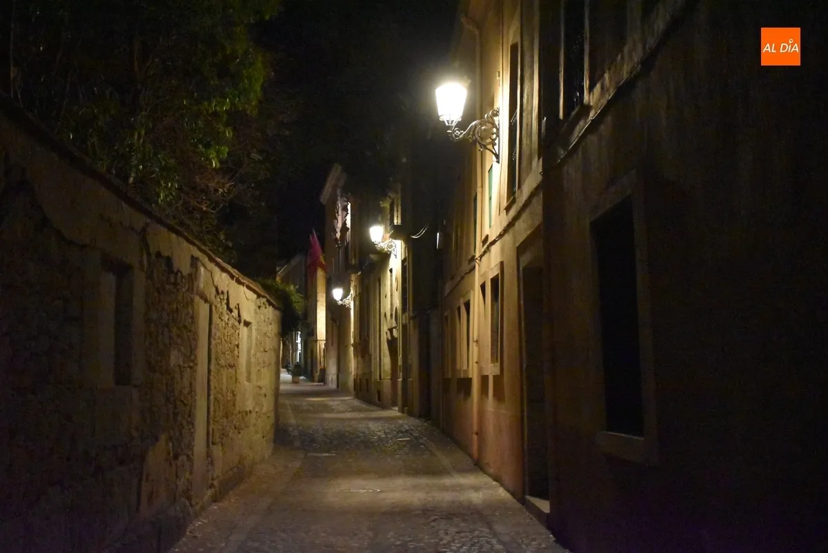 Foto 3 - La calle C&aacute;ceres aumenta su iluminaci&oacute;n con un nuevo punto de luz