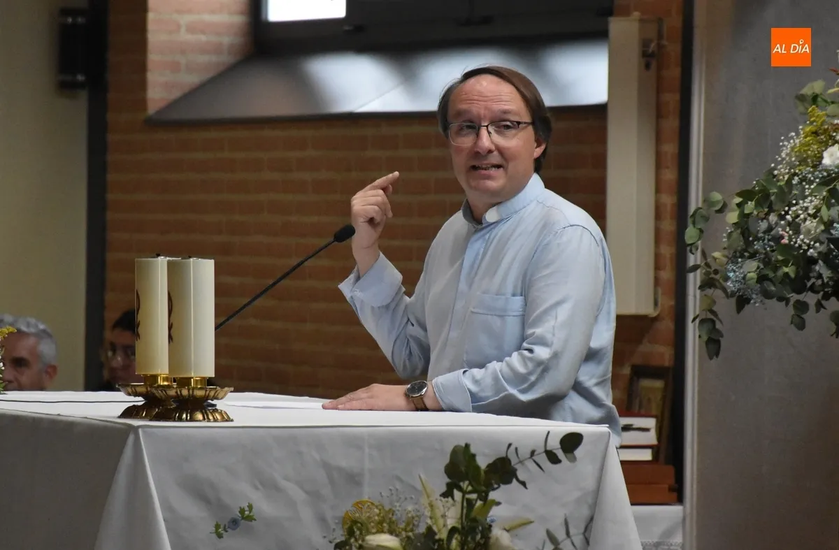 Foto 3 - El Salvador da inicio al curso de Catequesis con una animada gymkana