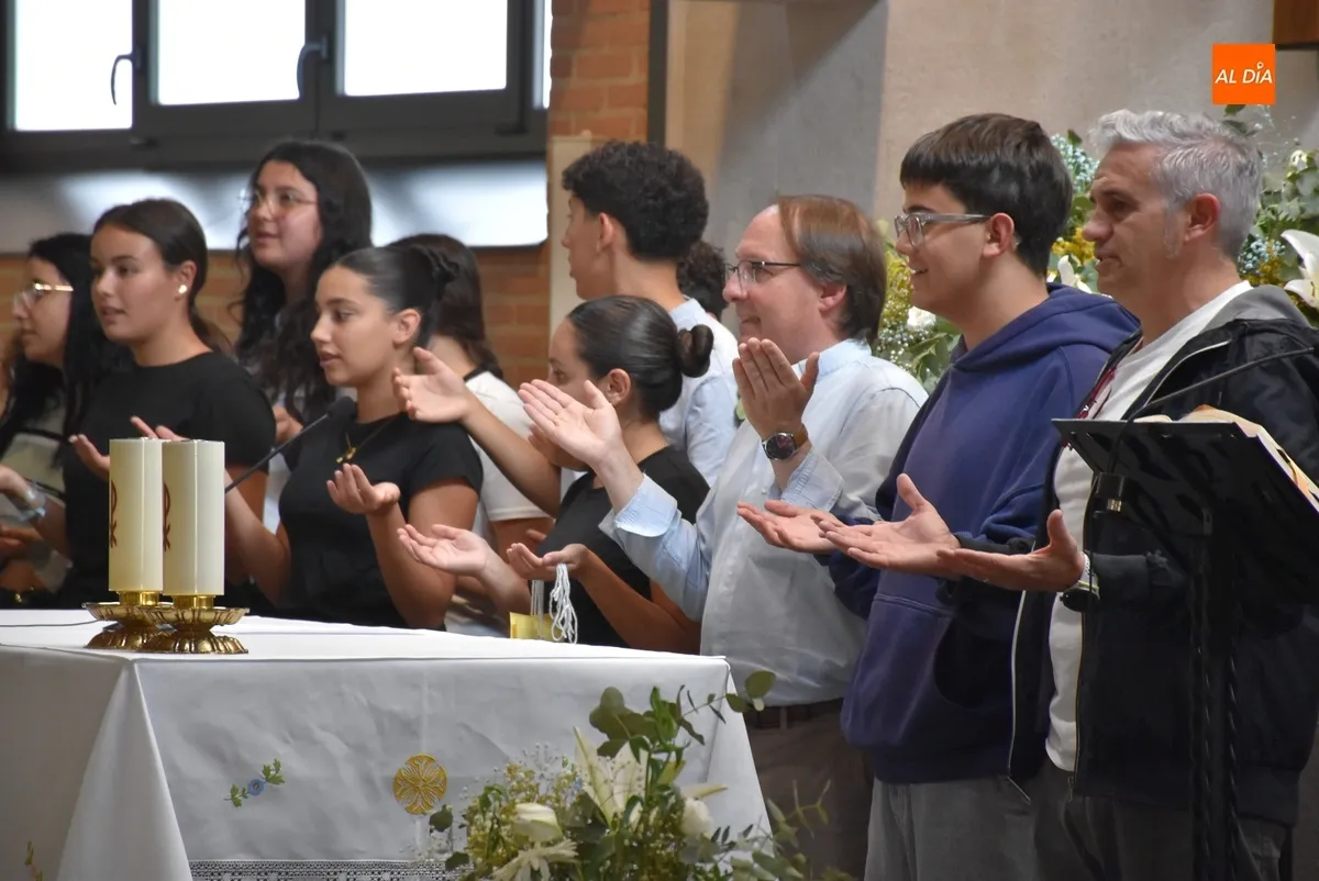 Foto 8 - El Salvador da inicio al curso de Catequesis con una animada gymkana