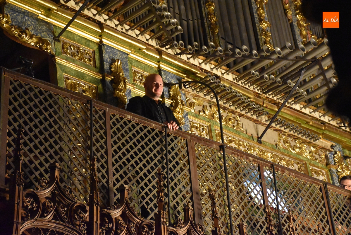 El puente del Pilar se abre con música de órgano de la mano de Pierluigi Mazzoni