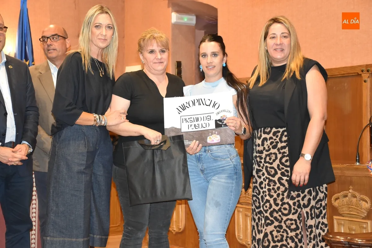 Foto 2 - Entregados los premios de la 1&ordf; edici&oacute;n de Miropincho