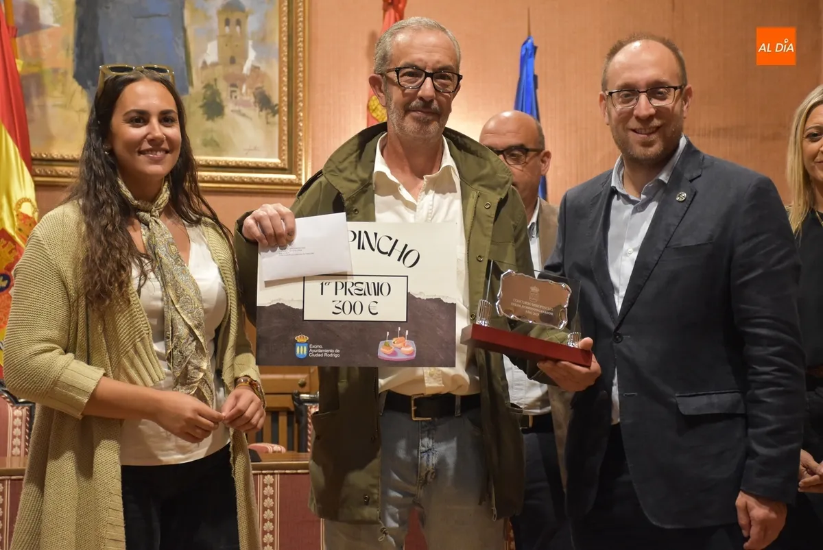 Foto 5 - Entregados los premios de la 1&ordf; edici&oacute;n de Miropincho