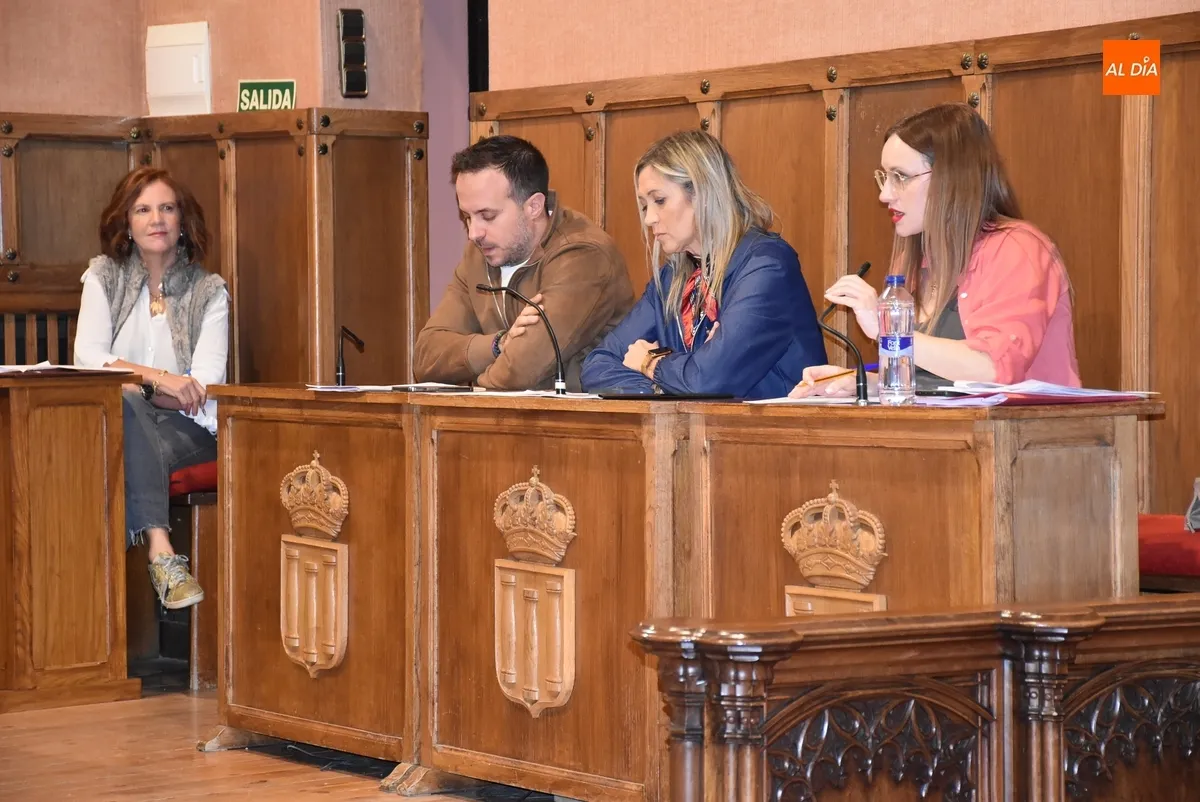 Foto 6 - La oposici&oacute;n vota en contra de la bajada del IBI al considerarla &ldquo;fake&rdquo; y &ldquo;rid&iacute;cula&rdquo;