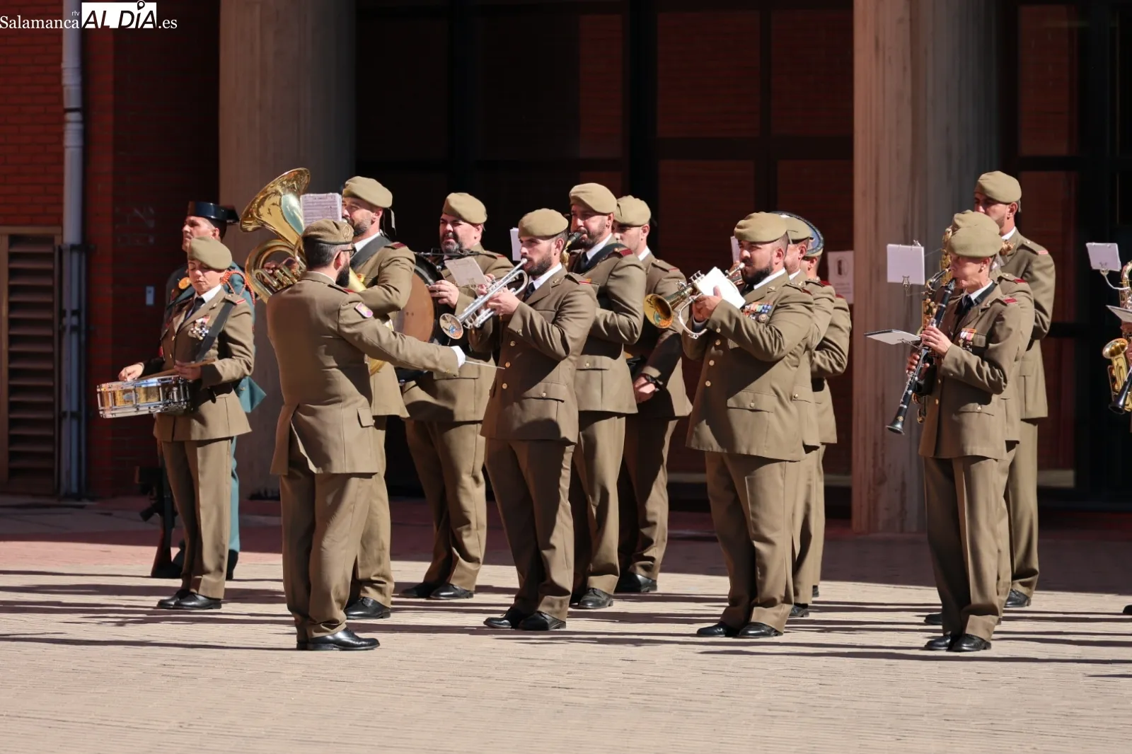 Homenaje a la patrona en la Comandancia de la Guardia Civil en Salamanca | Fotos: David Sañudo