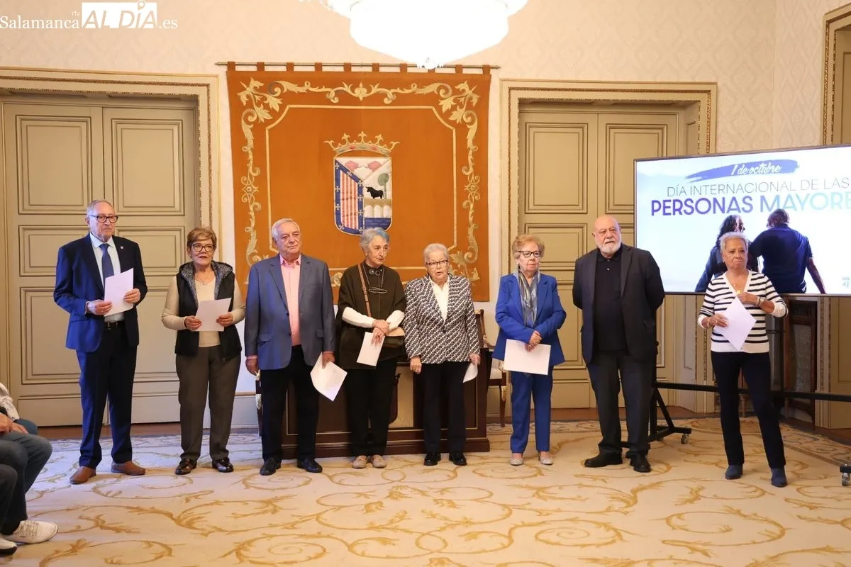 Acto del Día de los Mayores en el Ayuntamiento de Salamanca. Foto de David Sañudo