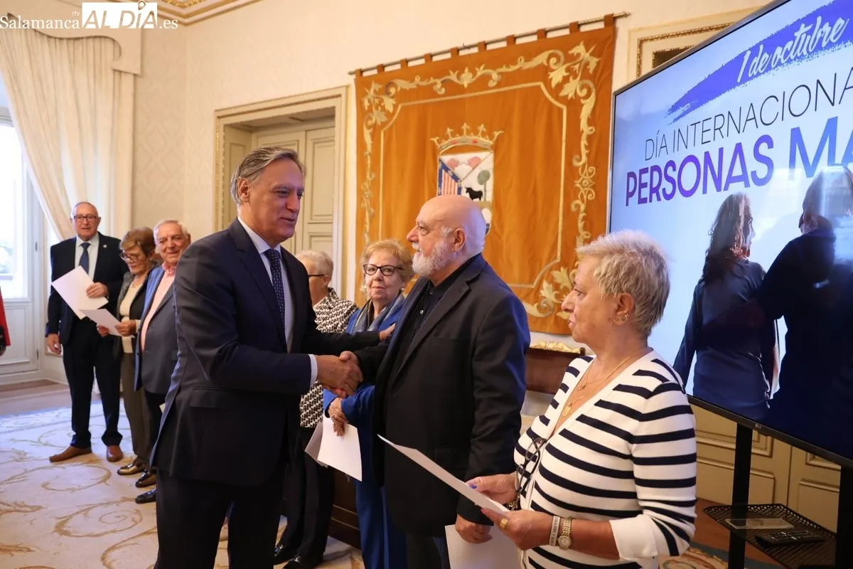 Acto del Día de los Mayores en el Ayuntamiento de Salamanca. Foto de David Sañudo