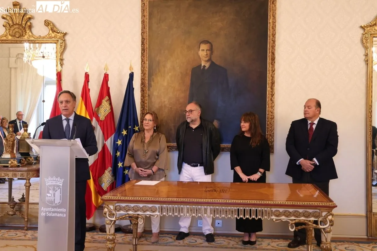 Acto del Día de los Mayores en el Ayuntamiento de Salamanca. Foto de David Sañudo
