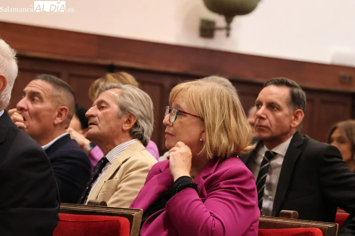 Acto de ingreso del Emiliano Hernández Galilea en la Real Academia de Medicina de Salamanca. Foto: David Sañudo