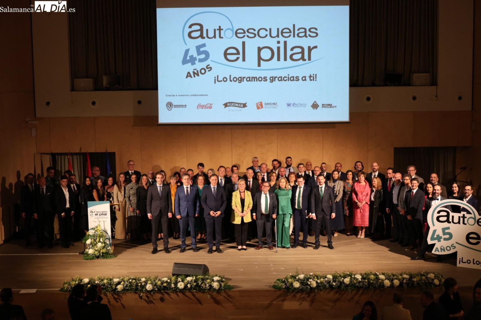 Autoescuelas El Pilar celebra su 45 aniversario en Salamanca