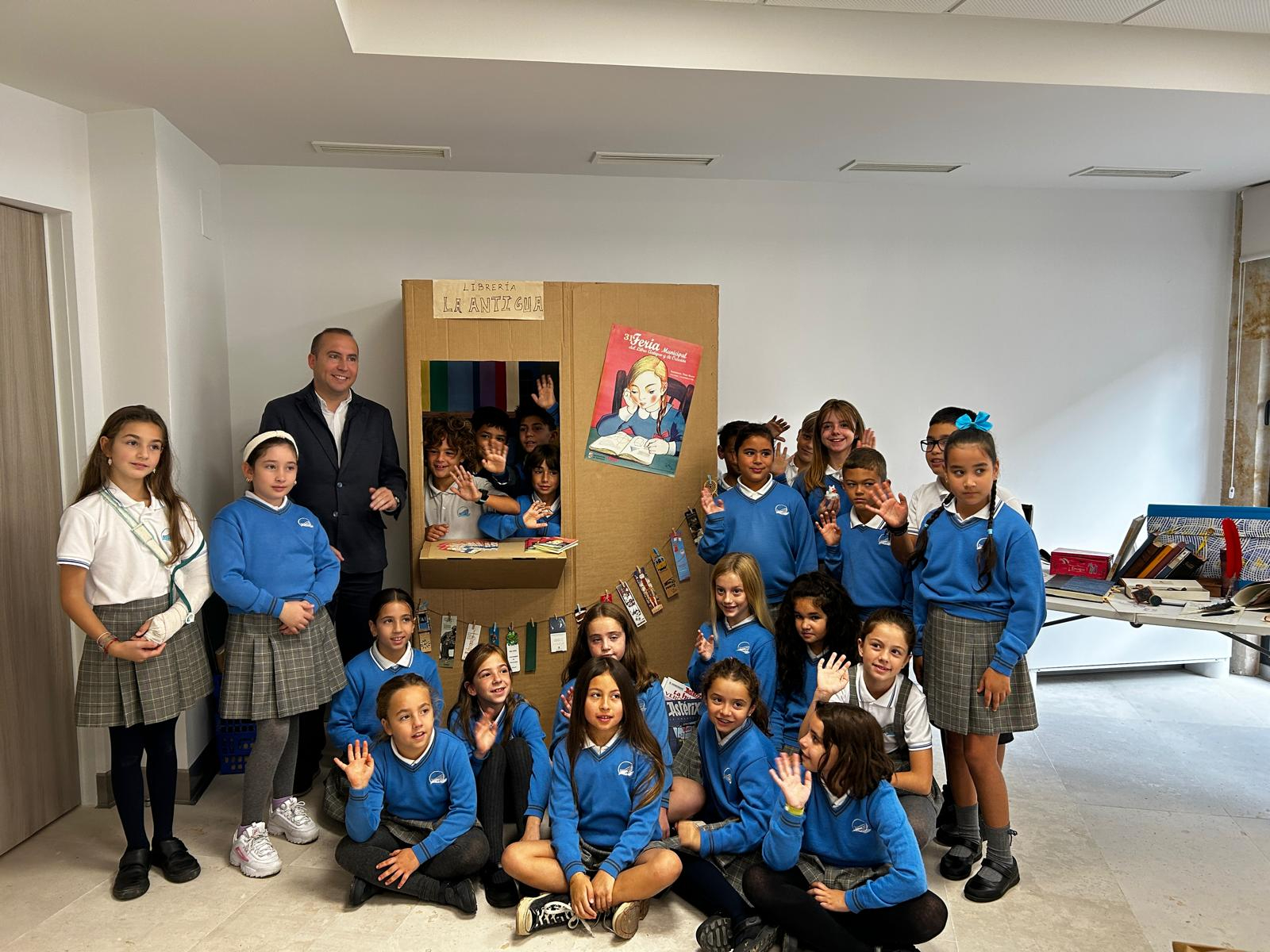 Taller del libro antiguo en Salamanca para 180 escolares