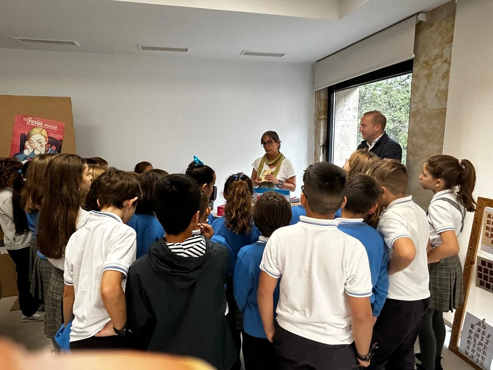 180 escolares viajan al pasado del libro en la Torre de los Anaya | FOTOS: AytodeSalamanca 