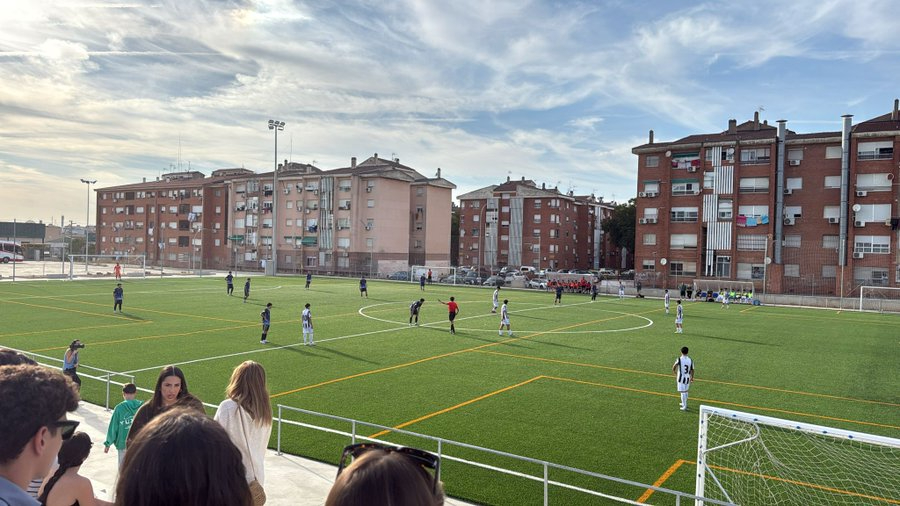 Derrota de Unionistas en División de Honor contra el Badajoz a la vuelta del parón (1-0)