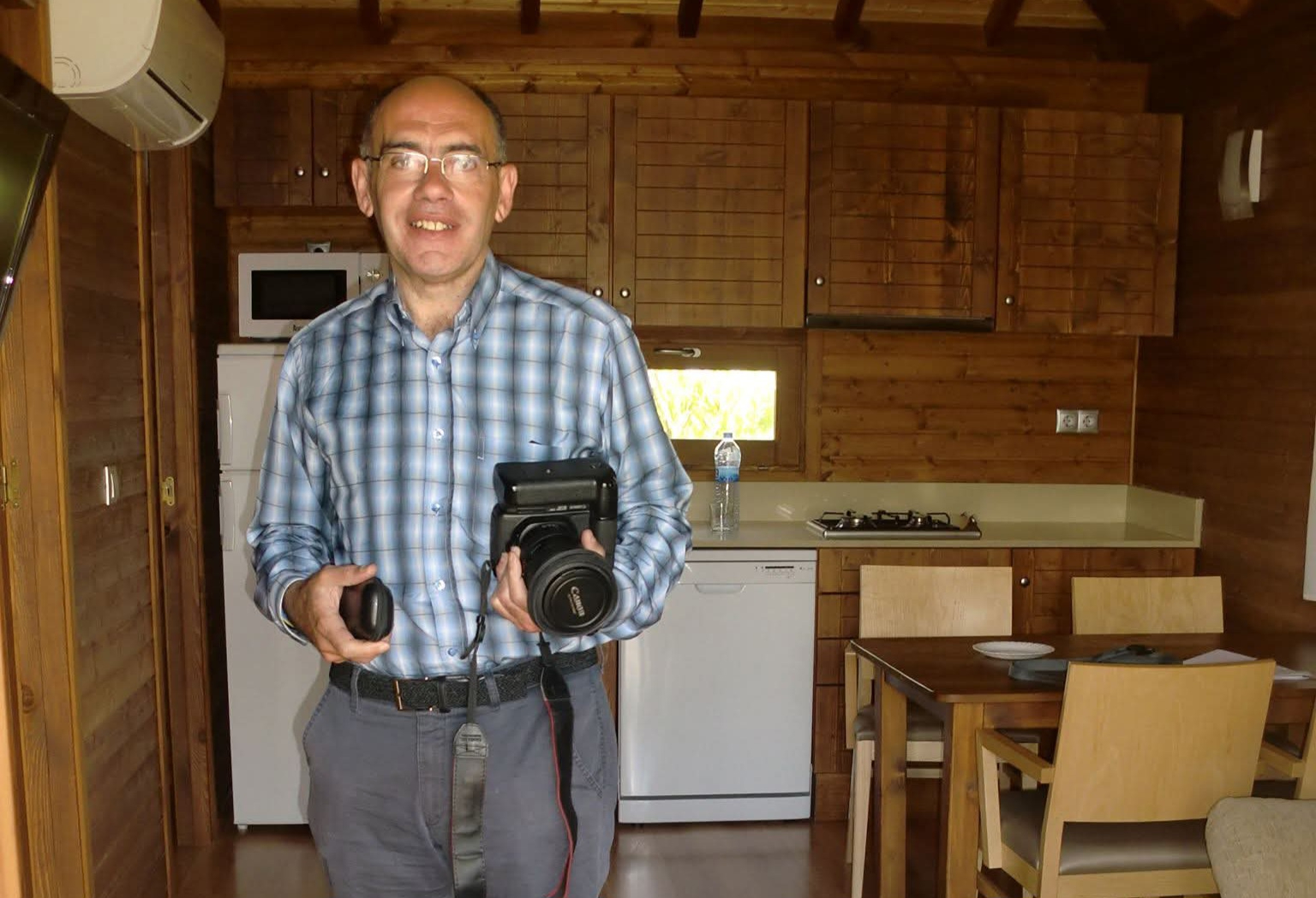 Fallece Ángel González, fotógrafo de la Semana Santa de Salamanca