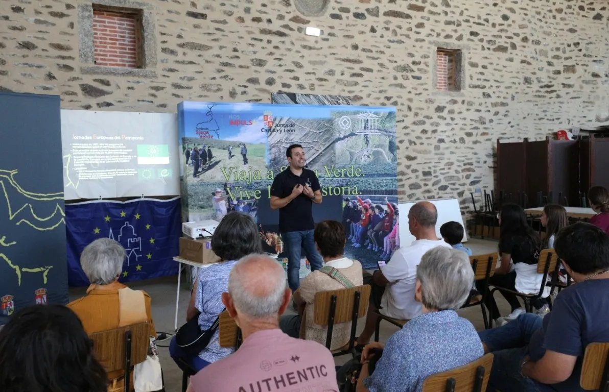 Foto 8 - Villar de la Yegua viaja al Paleol&iacute;tico con motivo del D&iacute;a Europeo del Arte Rupestre