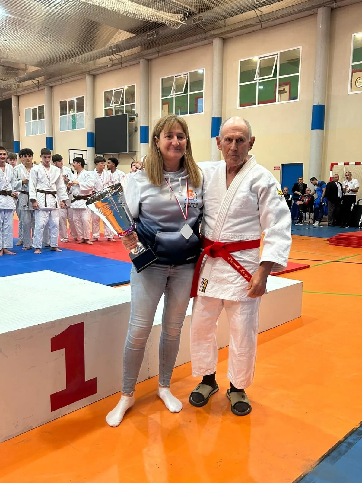 Foto 3 - Villares de la Reina se convierte en el epicentro del judo regional con el Gran Torneo Vicente Zarza Juan