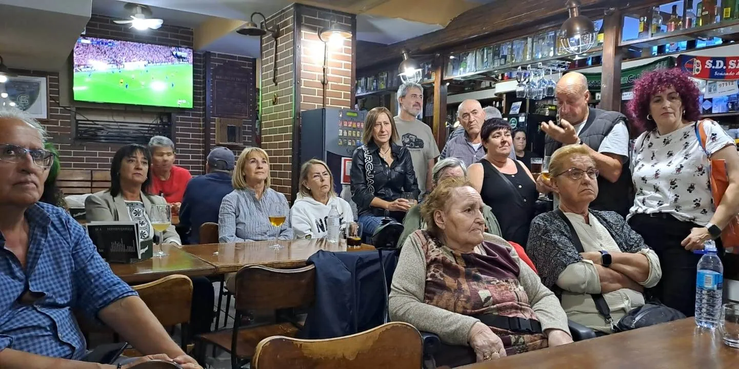 Foto 4 - Juan Jos&eacute; S&aacute;nchez presenta en Sestao el libro &lsquo;Entre dos orillas&rsquo;