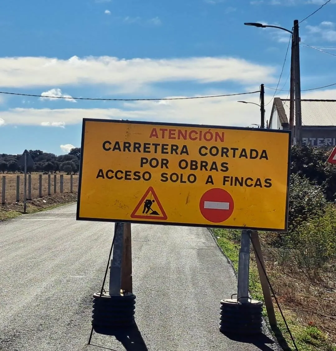 Foto 5 - Hartazgo en Sepulcro-Hilario al no divisar el final de las obras de la carretera a Cabrillas